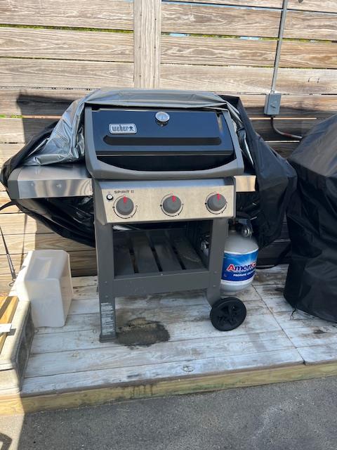 A Barbecue Machine Sitting on a Table Image